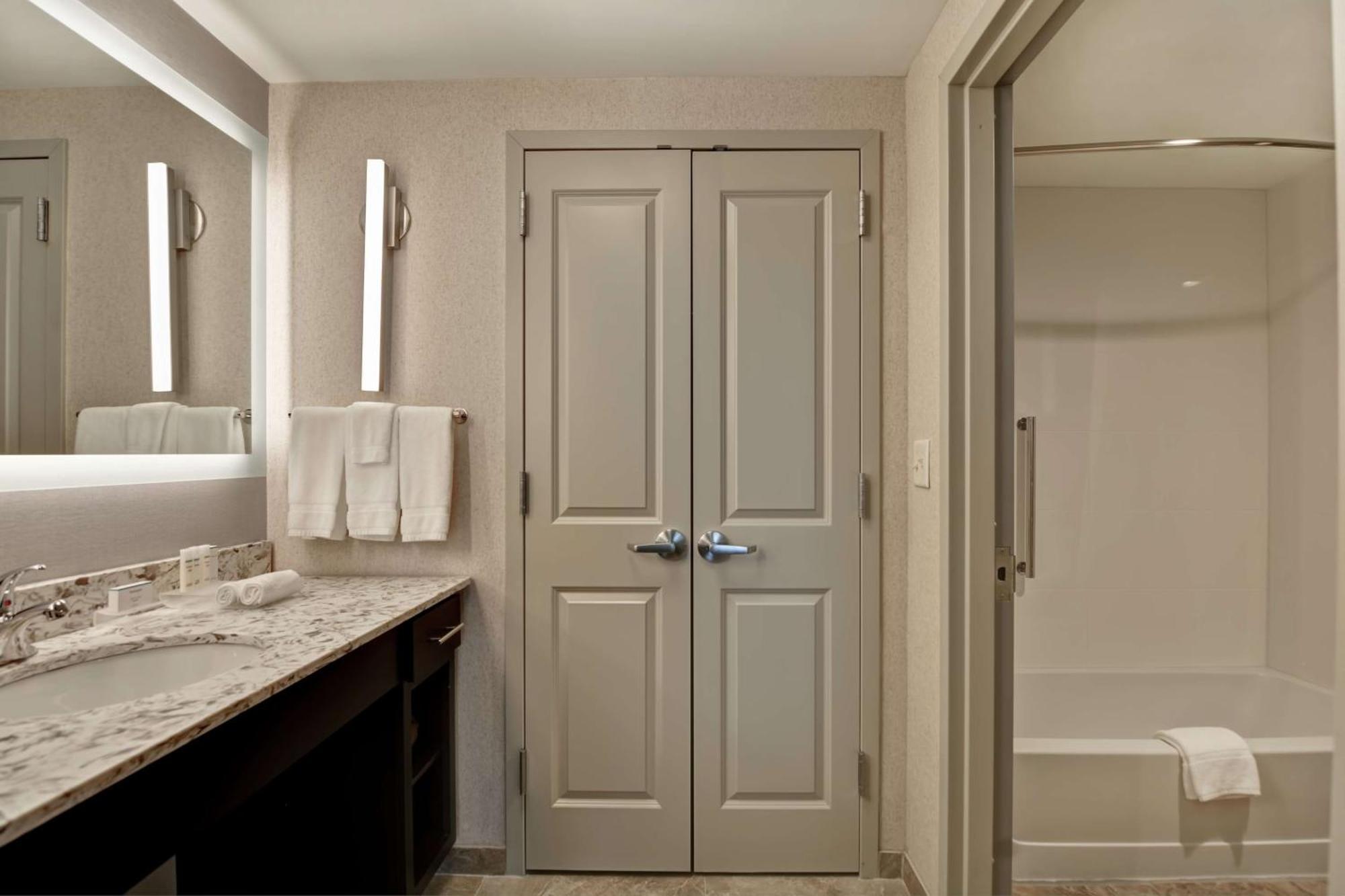 Homewood Suites By Hilton Poughkeepsie Zewnętrze zdjęcie